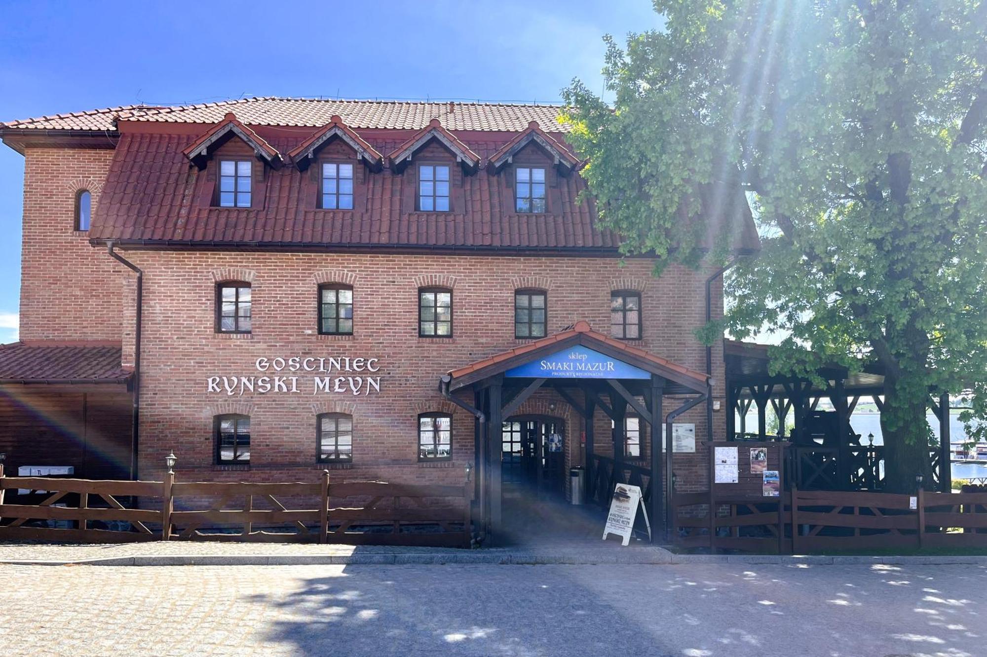 Gosciniec Rynski Mlyn Ryn  Exterior photo